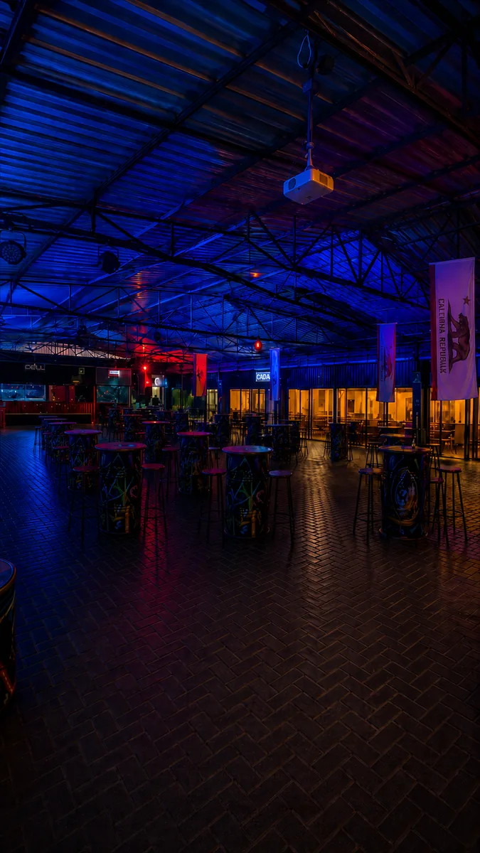 Céu Bar + Arte com público durante evento